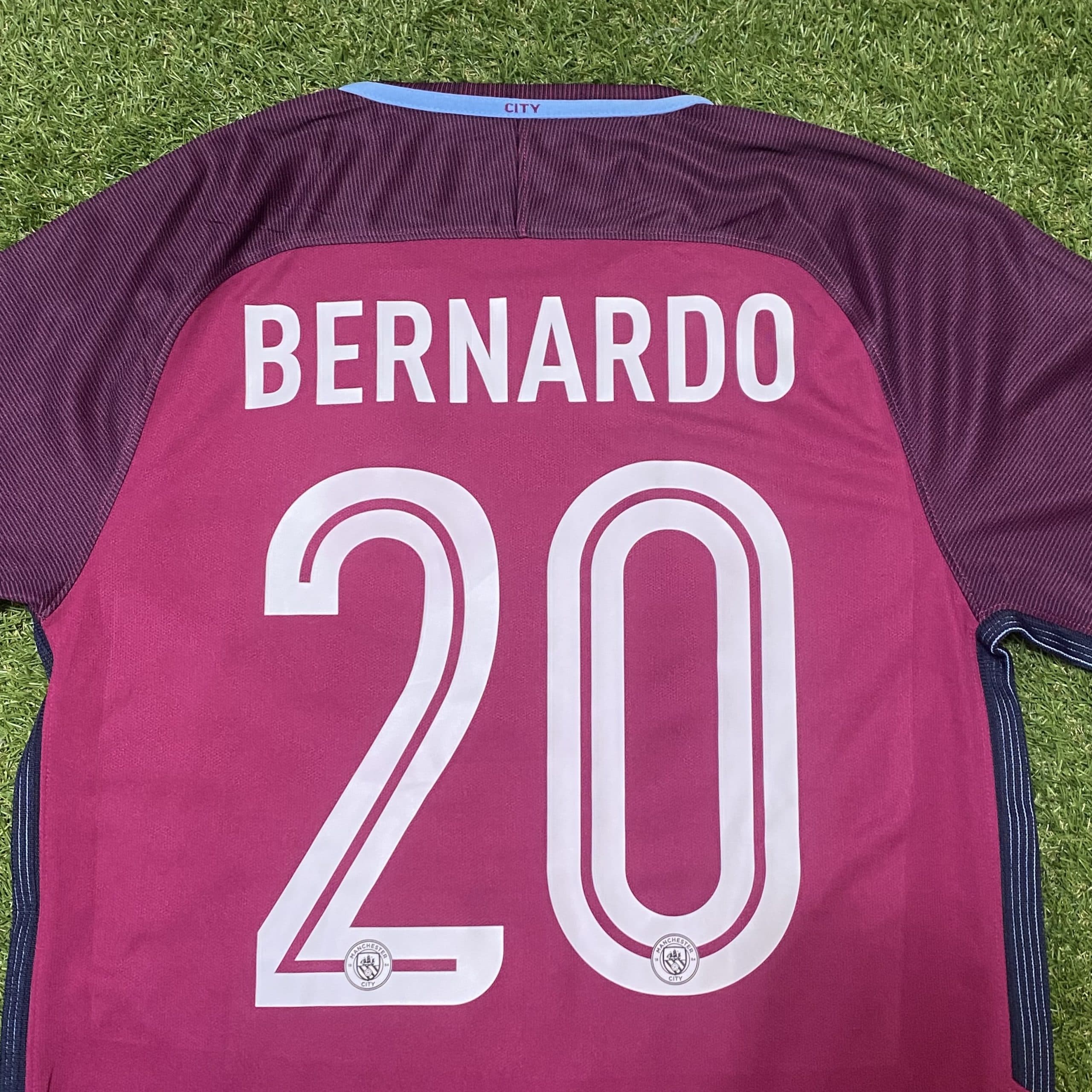 Manchester City 2017/18 Away - view 3