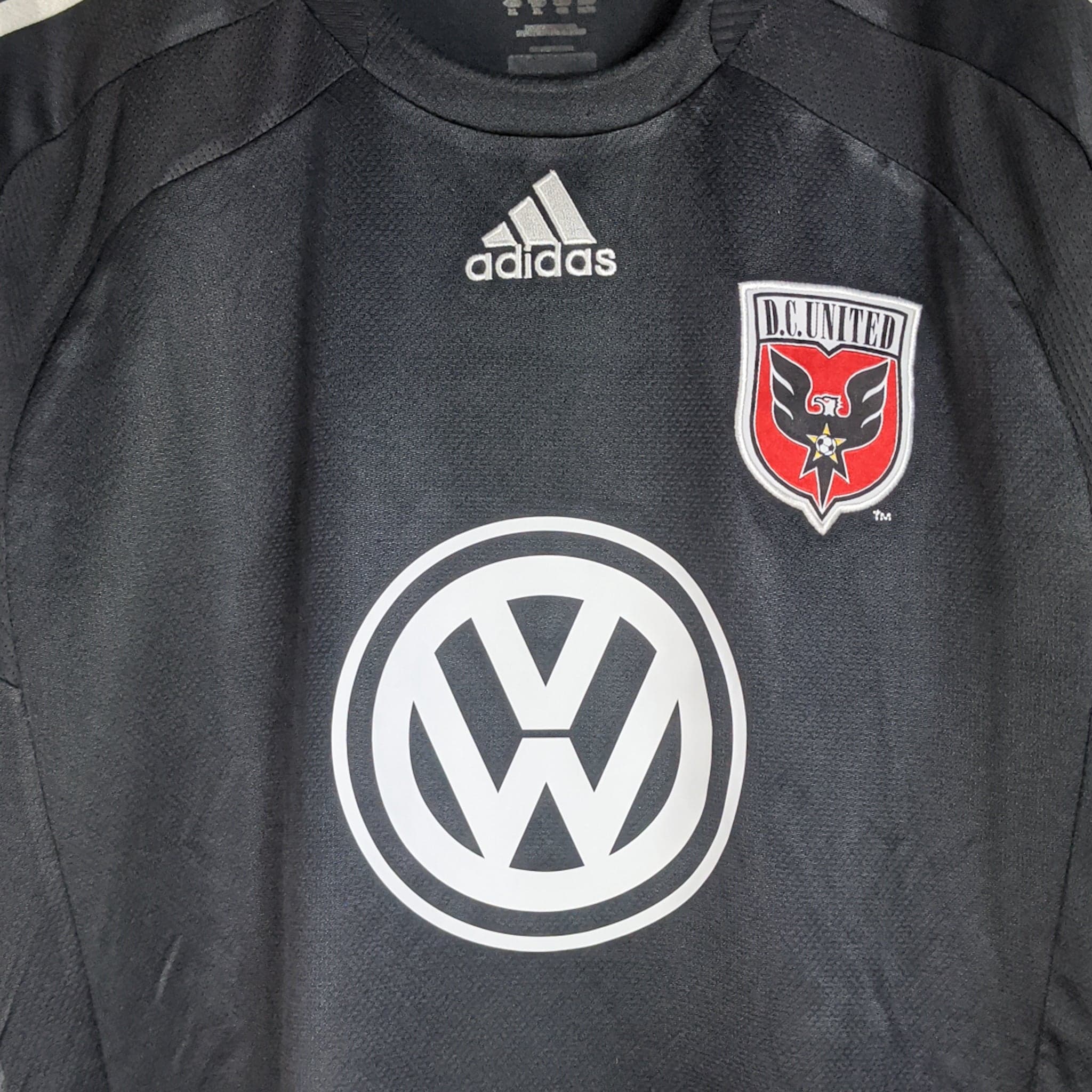 Dc United 2008/09 Home - Gallardo - view 3