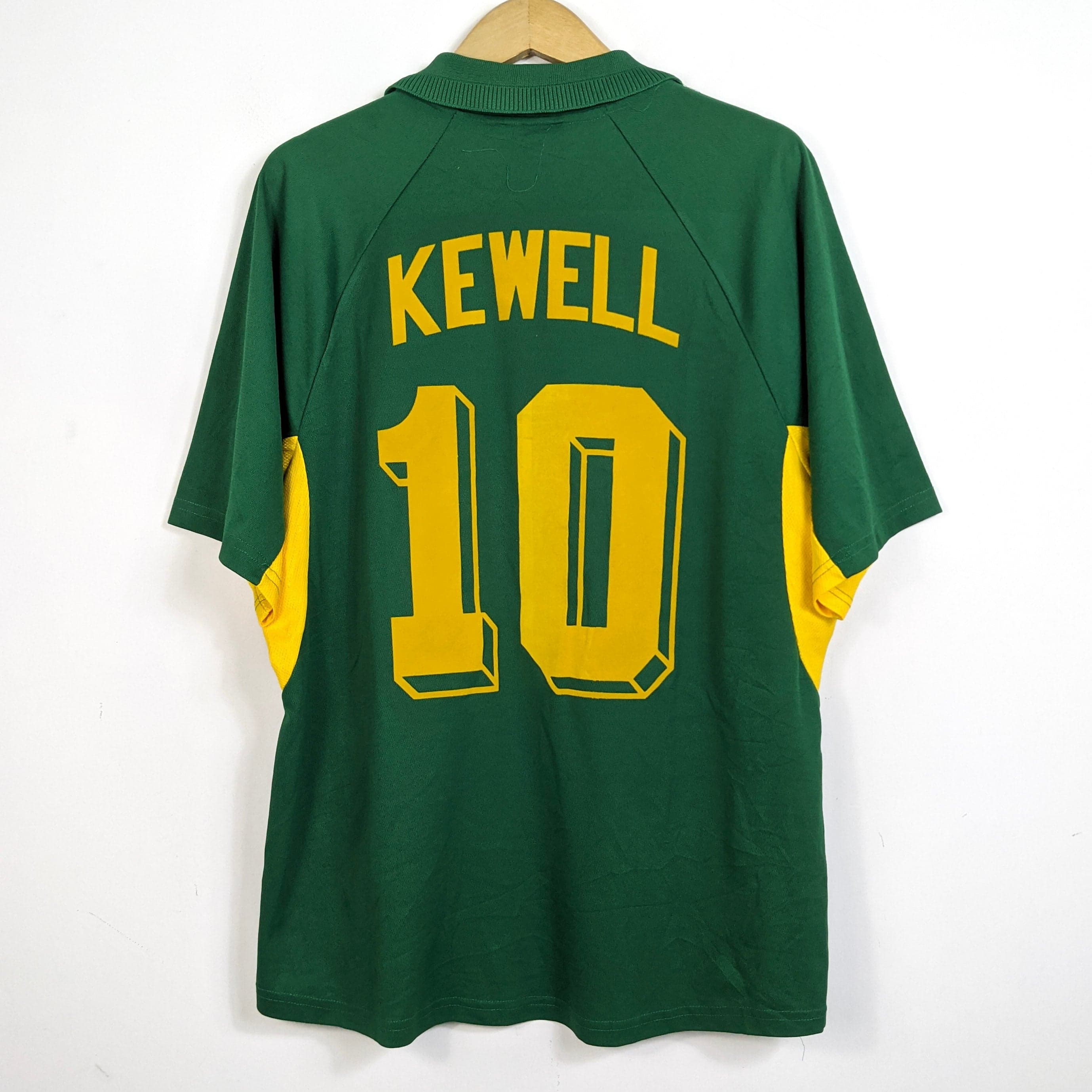 Australia 2001/02 Home - Kewell - view 2