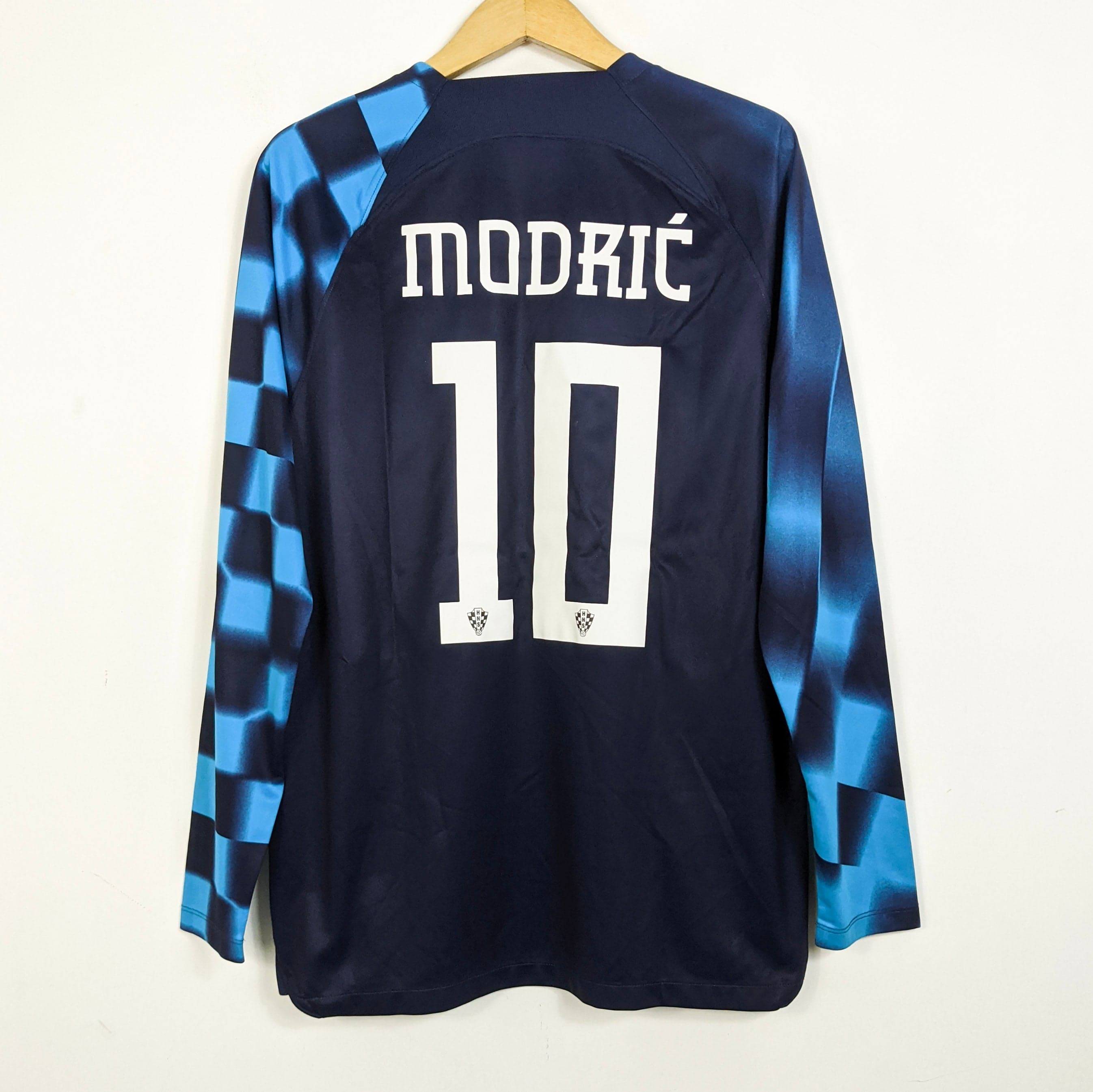 Croatia 2022/23 Away - Modric - view 2