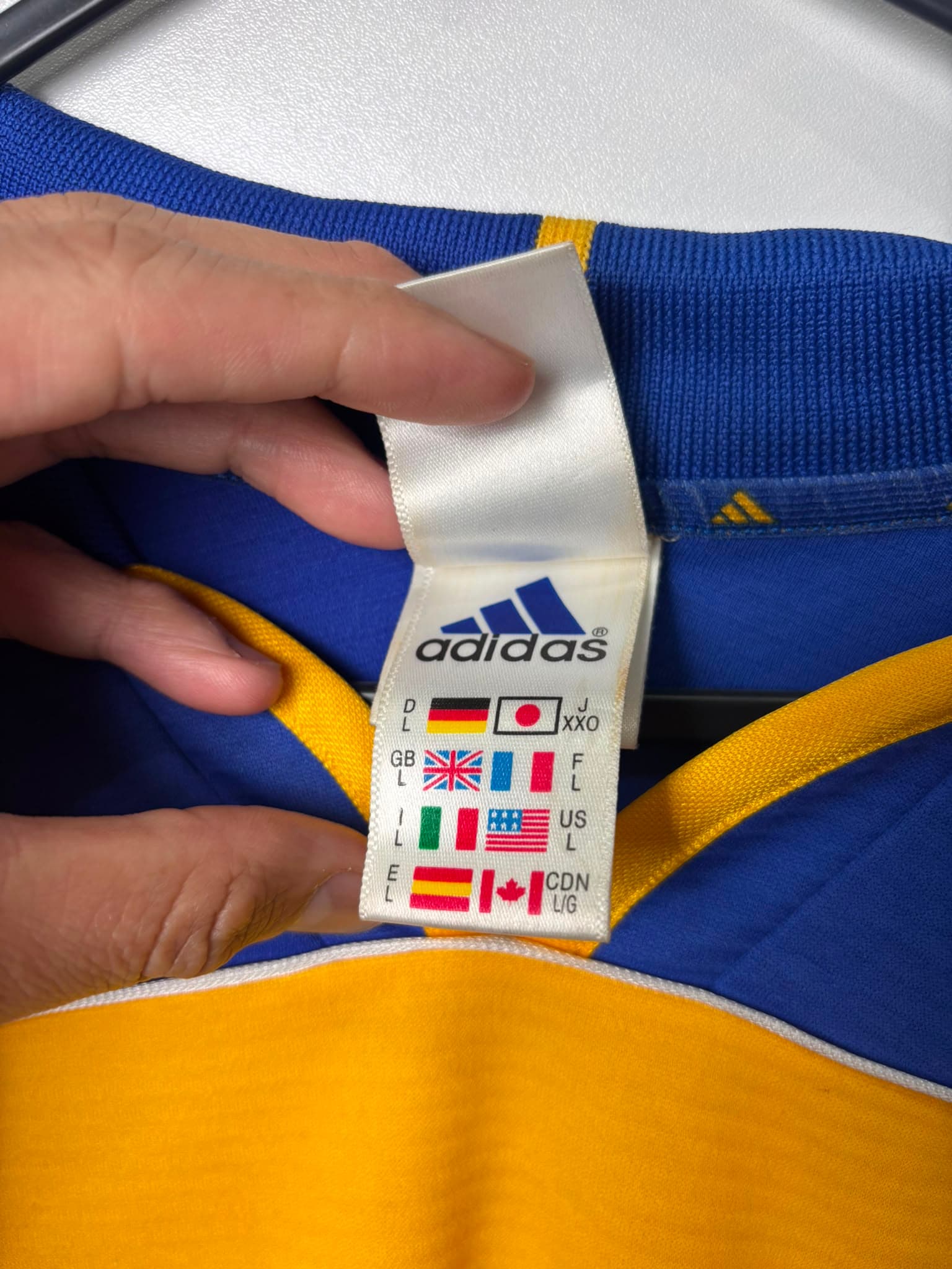 Sweden 2000/02 Home - Ibrahimovic - view 3