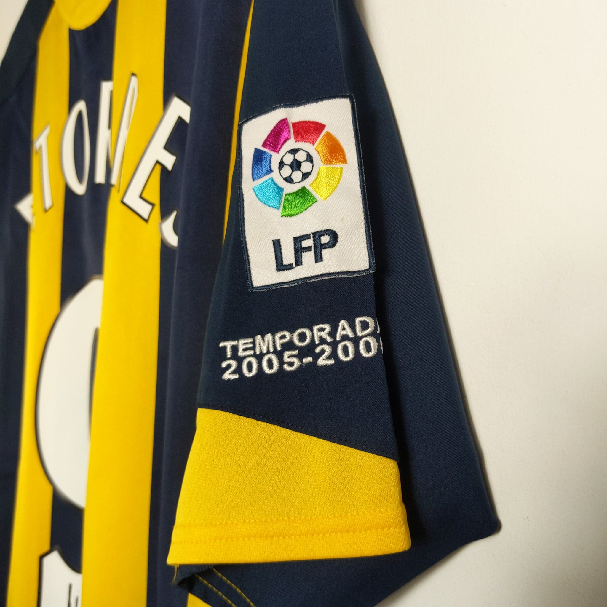 Atletico Madrid 2005/06 Away - Torres - view 5