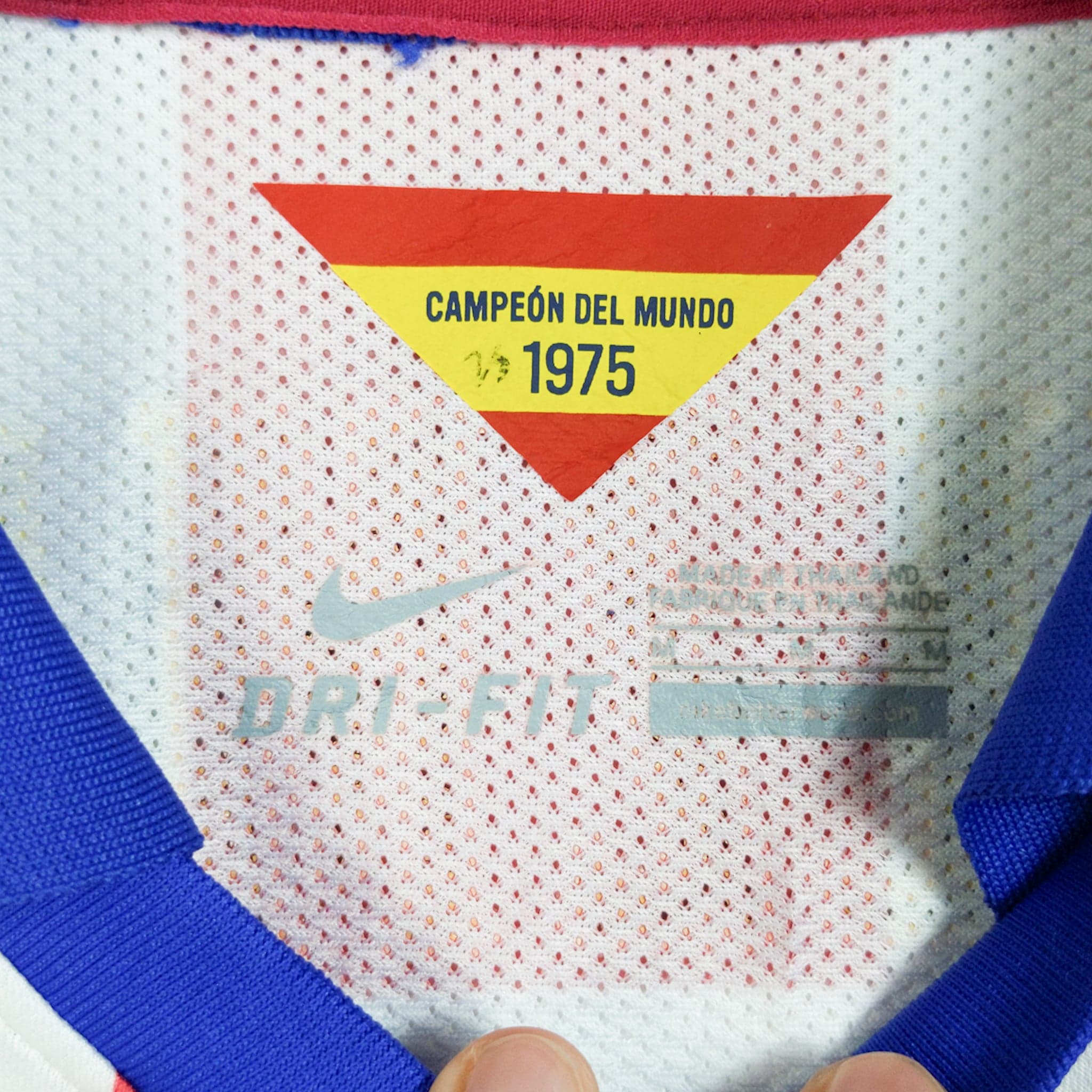 Atletico Madrid 2014/15 Home - Griezmann (Player Issue) - view 10