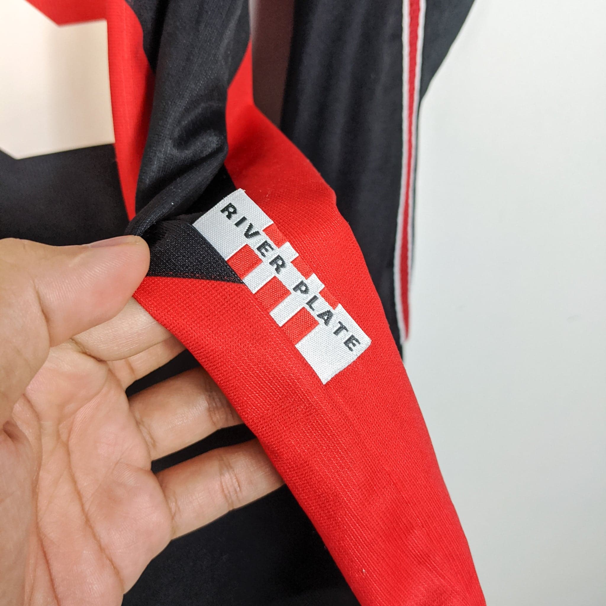 River Plate 1998/99 Away - view 5