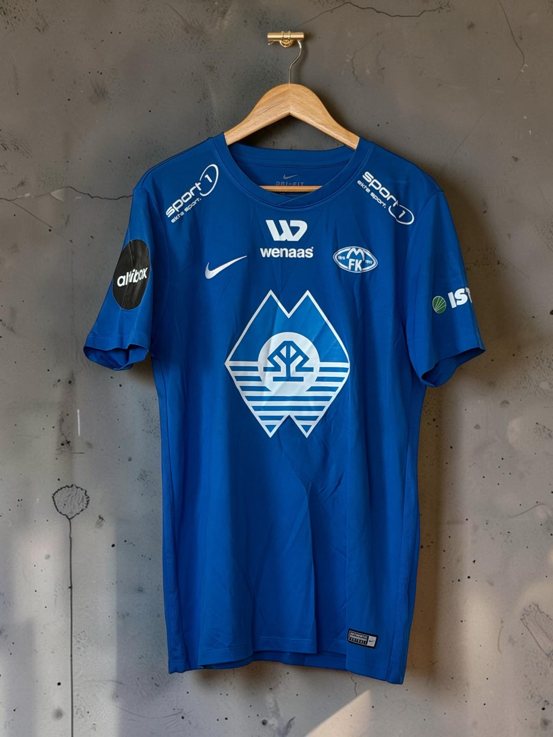 Molde Fk 2017/18 Home