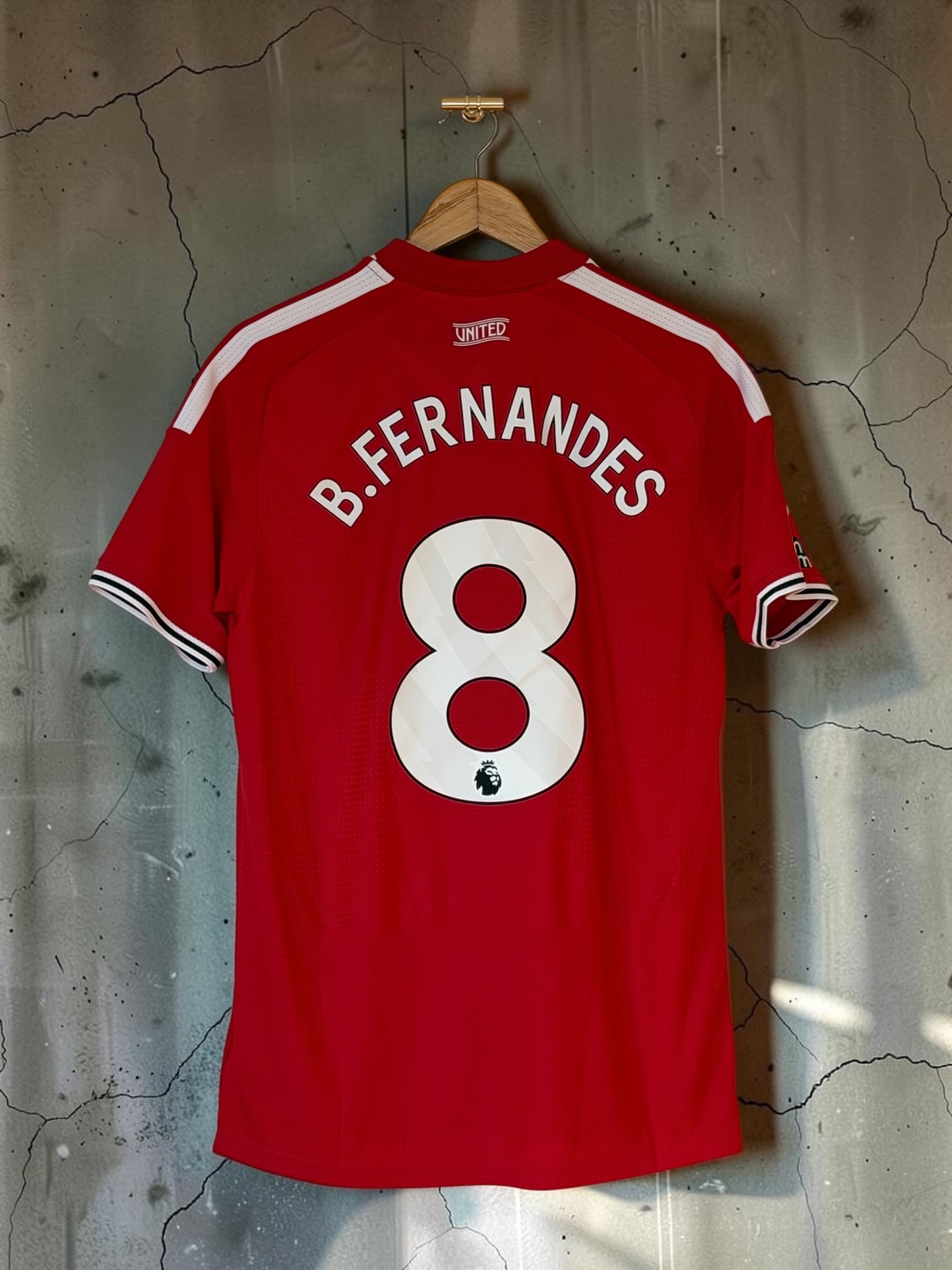 Manchester United 2026/27 Home - FERNANDES 8