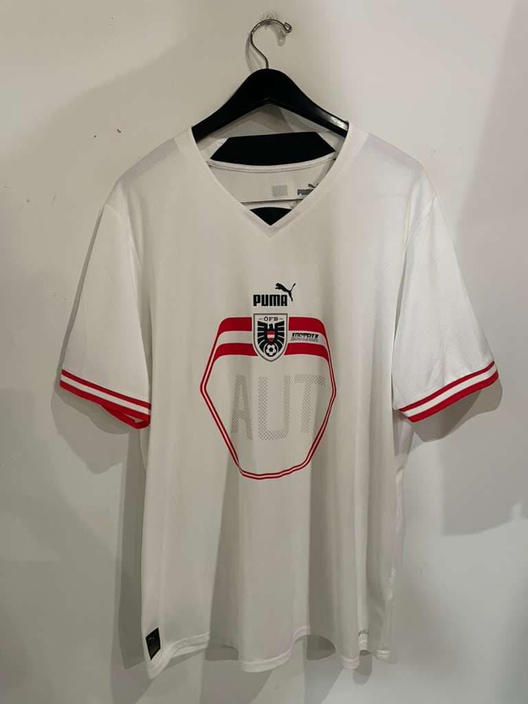 Austria 2022/23 Away