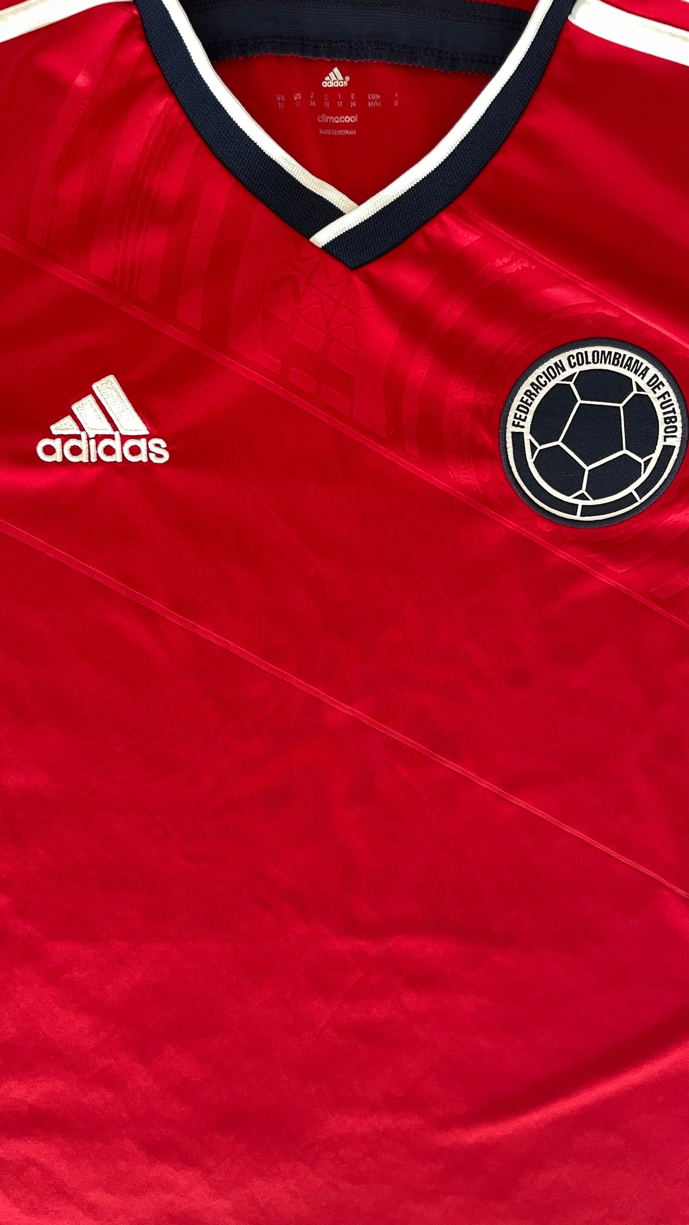 Colombia 2014/15 Away - view 3