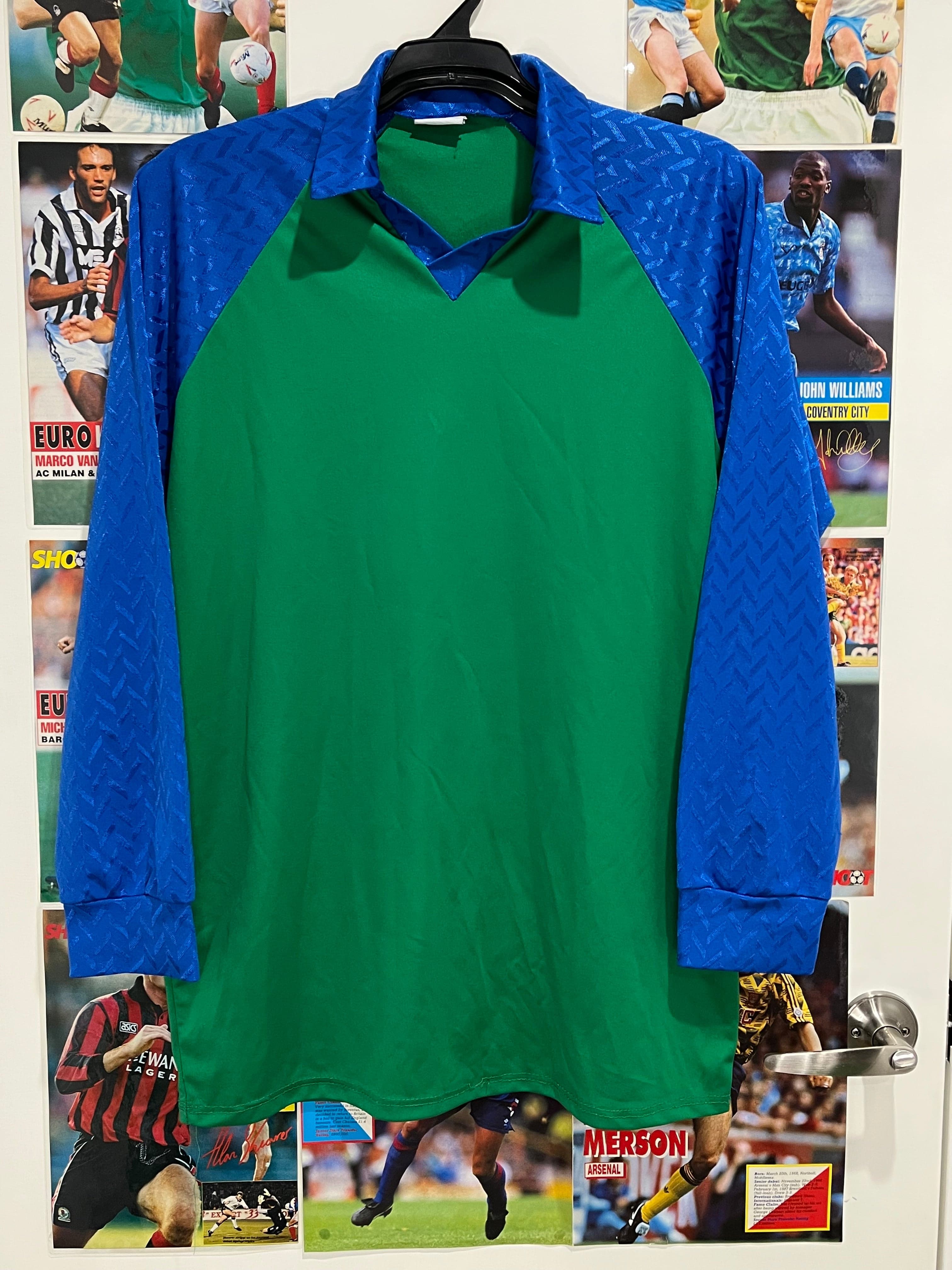 Vintage Football shirt Template - XL - view 2
